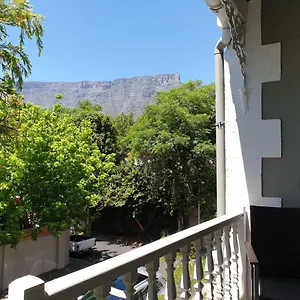 3* Pensión Kloof