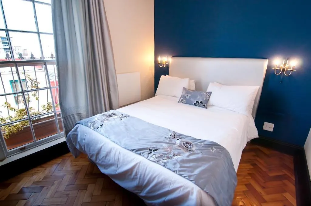 Oda ve Kahvaltı La Rose B&B Cape Town