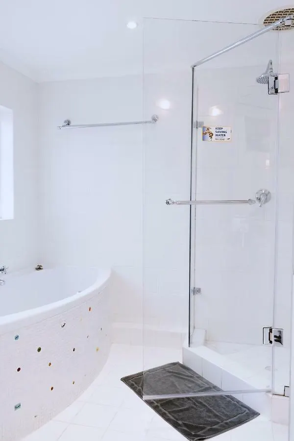 Oda ve Kahvaltı La Rose B&B Cape Town